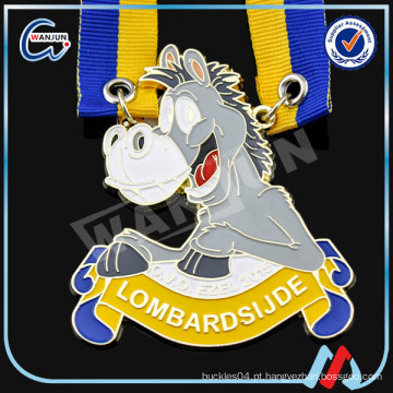 Unique liga de zinco pintar medalhas cavalo metal